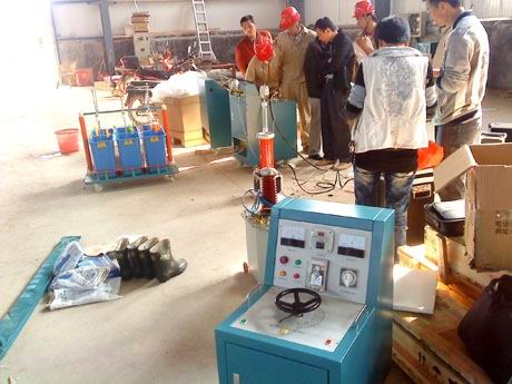 洛陽供電局紫金礦業公司電力實驗設備調試現場